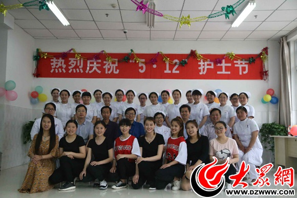 菏泽医专附属医院举办512护士节庆祝活动