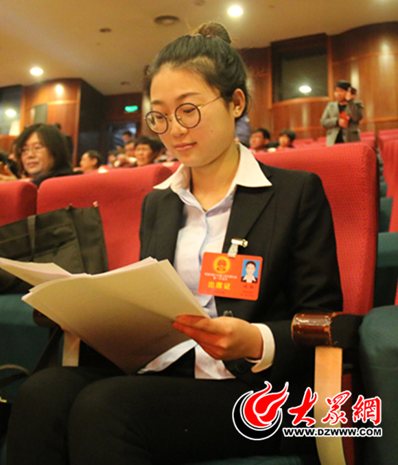 90后人大代表程驰:加强监管 确保"舌尖"上安全
